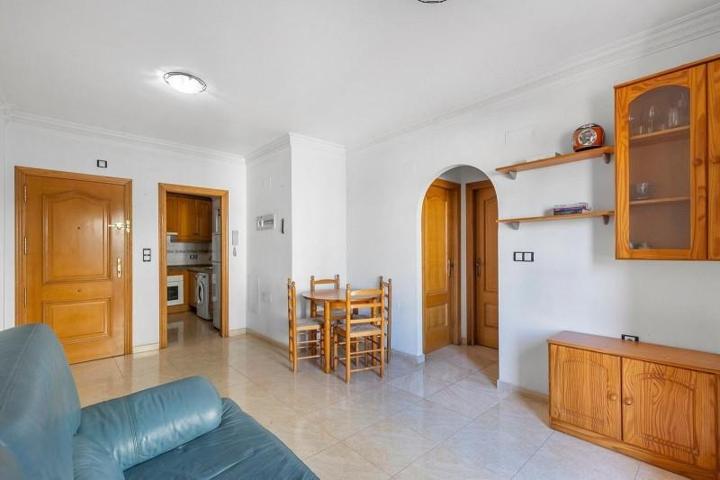 Apartamento en venta en Torrevieja, Torrevieja photo 0