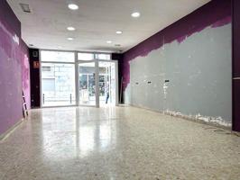 Local comercial en venta en Sant Boi de Llobregat, Centre photo 0