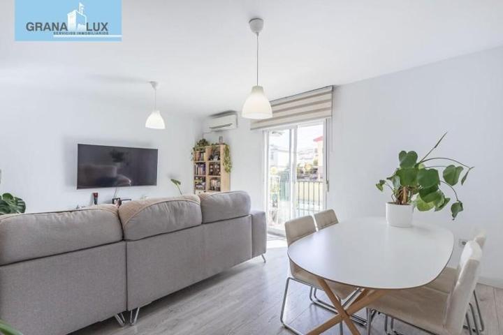 Piso en venta en Las Gabias, A la Salida de las Gabias photo 0