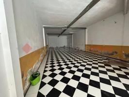 Local comercial en venta en Santa Lucía de Tirajana, Vecindario photo 0