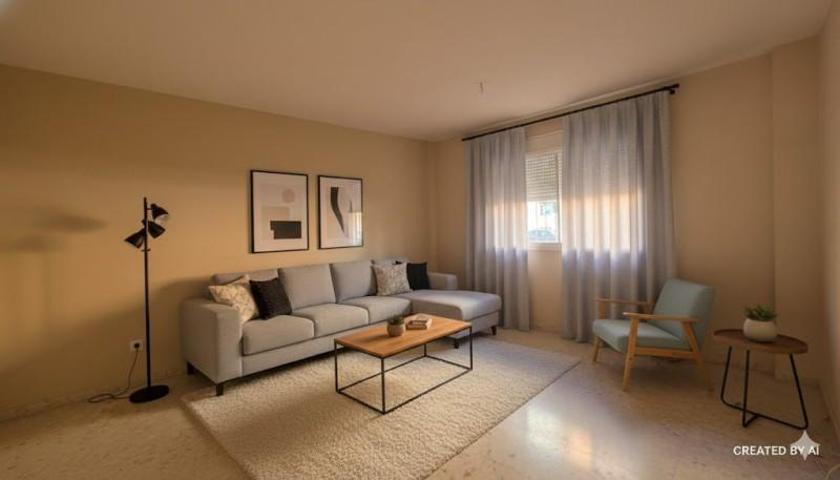 Piso en venta en Badajoz, Estacion F.F. - San Fernando photo 0