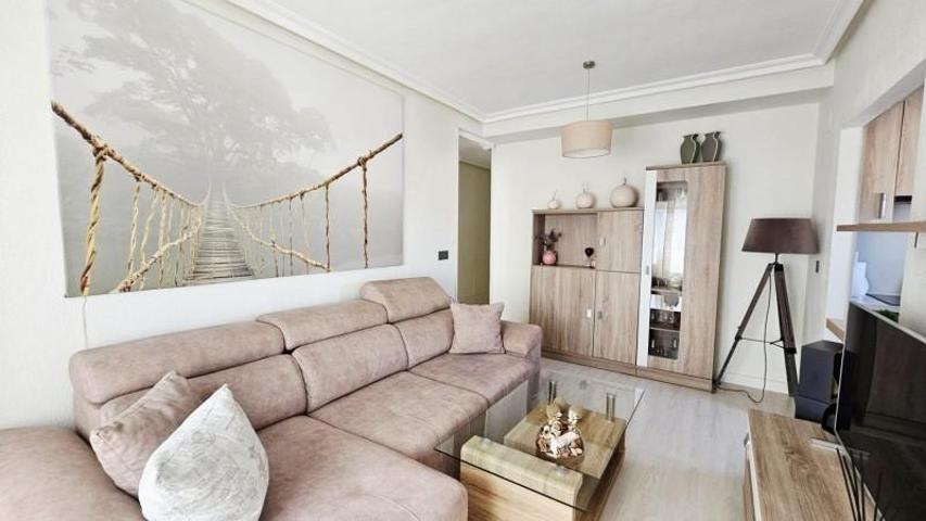 Apartamento en venta en Torrevieja, Playa del Cura photo 0