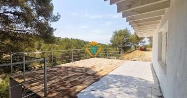 Casa en venta en Finestrat, Finestrat - Campo photo 0