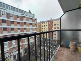 Piso en venta en Vitoria-Gasteiz, Vitoria-Gasteiz photo 0