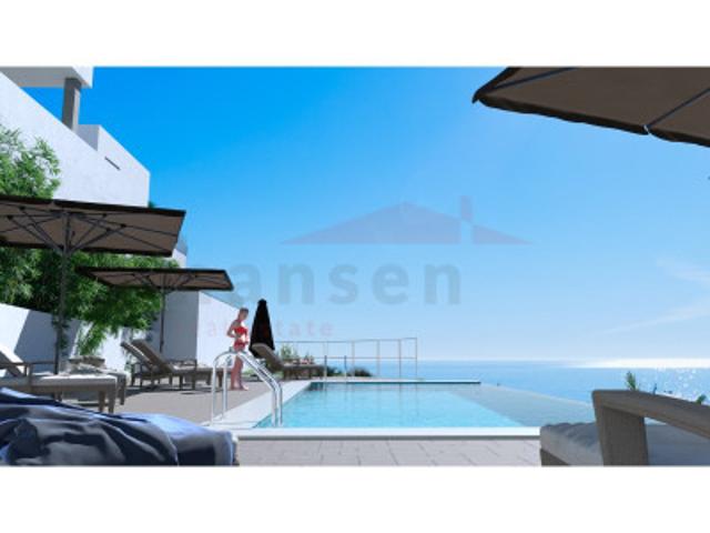 Apartamento en venta en Vélez-Málaga photo 0