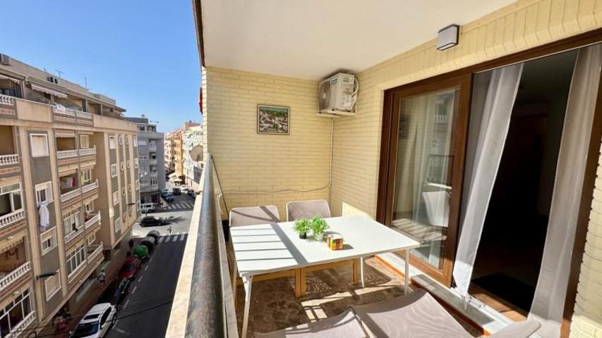 Apartamento en venta en Torrevieja, Playa del Cura photo 0
