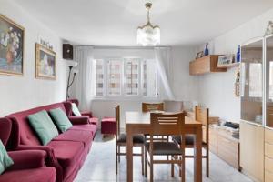 Piso en venta en L'Hospitalet de Llobregat, Bellvitge photo 0