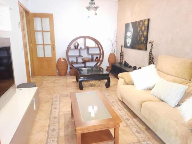 Apartamento en venta en Villajoyosa, Cala de finestrat photo 0