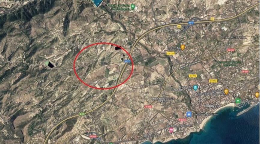 Terreno en venta en Villajoyosa, Montaña photo 0