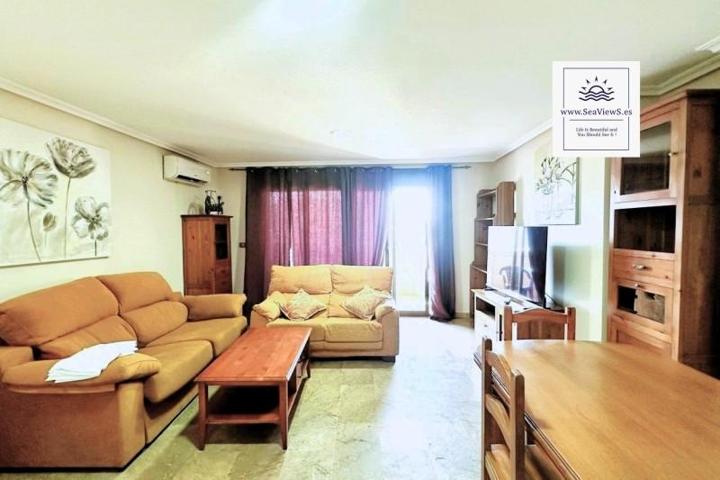 Apartamento en venta en Torrevieja, Puerto Deportivo photo 0