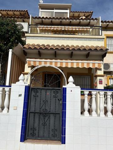 Duplex en venta en Orihuela Costa, Punta Prima photo 0