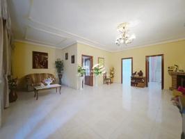 Chalet en venta en Lucena, Camino de los Poleares, 14900 photo 0