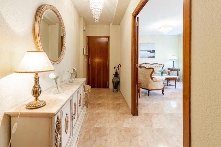 Piso en venta en Benetússer, Comunidad valenciana photo 0