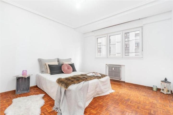 Piso en venta en Gijón, Centro photo 0