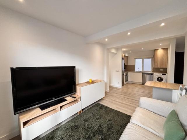 Piso en venta en Gijón, Gijón photo 0