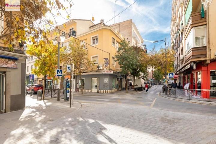 Piso en venta en Granada, Centro photo 0