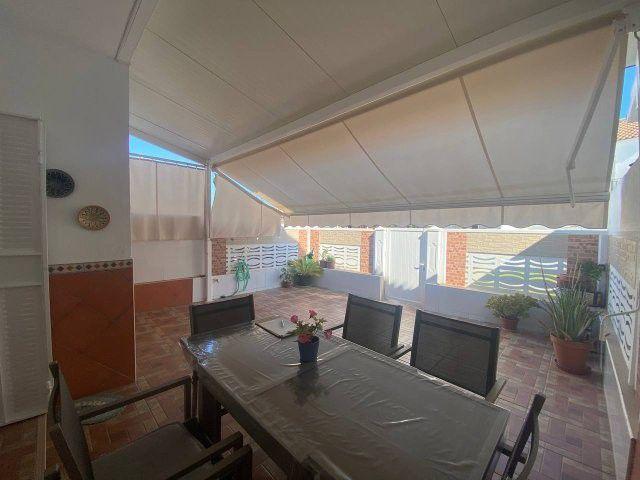 Casa en venta en Lepe, Islantilla - Urbasur photo 0