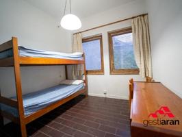 Apartamento en venta en Naut Aran photo 0