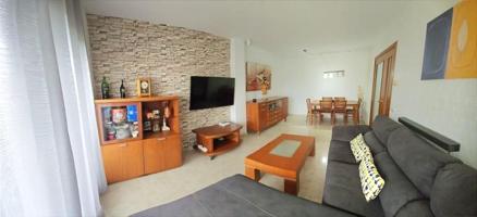 Piso en venta en Montornès del Vallès, Montornes nord photo 0