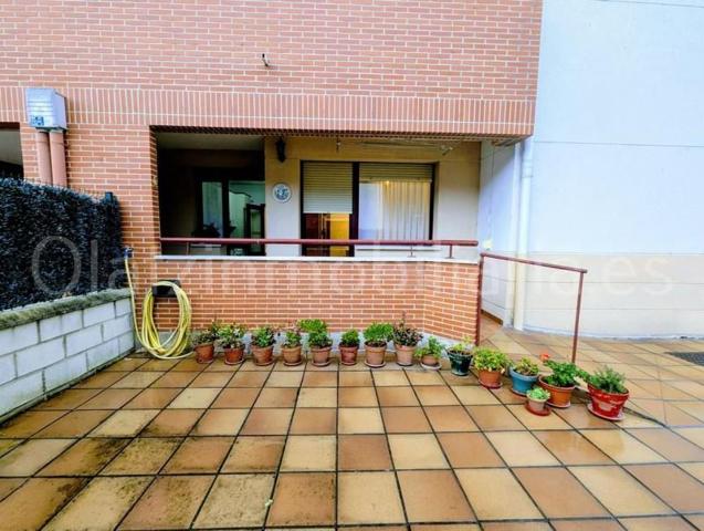 Piso en venta en Aiara, Luiaondo photo 0