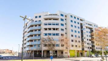 Piso en venta en Zaragoza, Miralbueno photo 0