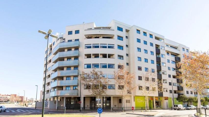 Piso en venta en Zaragoza, Miralbueno photo 0