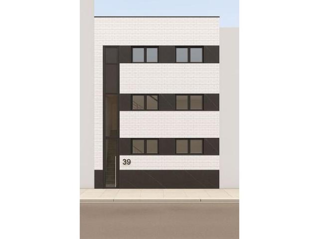 Piso en venta en Pineda de Mar photo 0