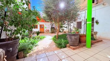 Planta baja en venta en Castellar del Vallès, - Centre - photo 0