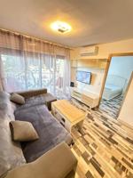 Piso en venta en Vilanova i la Geltrú, Barri De Mar photo 0