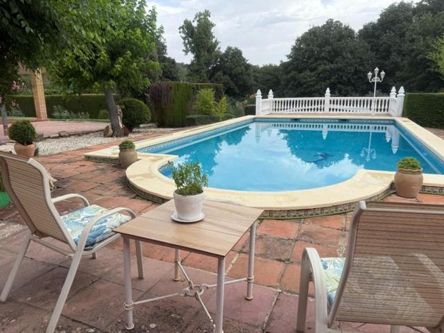 Chalet en venta en Córdoba, Santa Mª de Trassierra photo 0