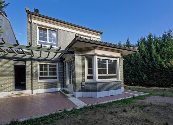 Bungalow en venta en Valladolid, Urbanizazacion fuente berrocal photo 0