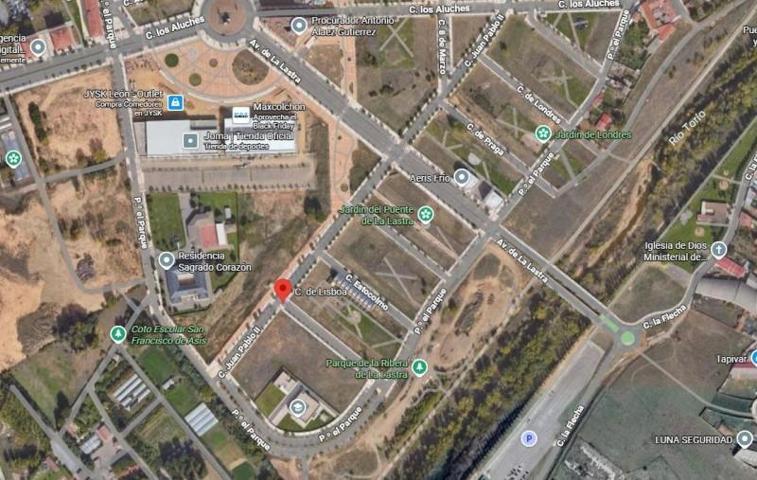 Chalet en venta en León, La Chantría photo 0