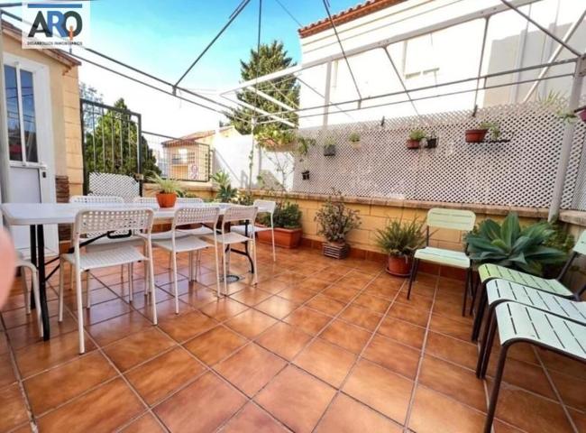 Adosada en venta en Málaga, Málaga photo 0