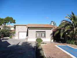 Chalet en venta en Arganda del Rey, Los Villares photo 0