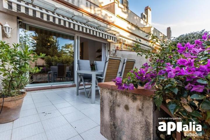 Casa en venta en Sabadell, Creu alta photo 0