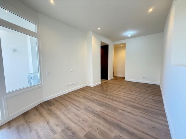 Piso en venta en Madrid, Avenida de la Reina Victoria, 28003 photo 0