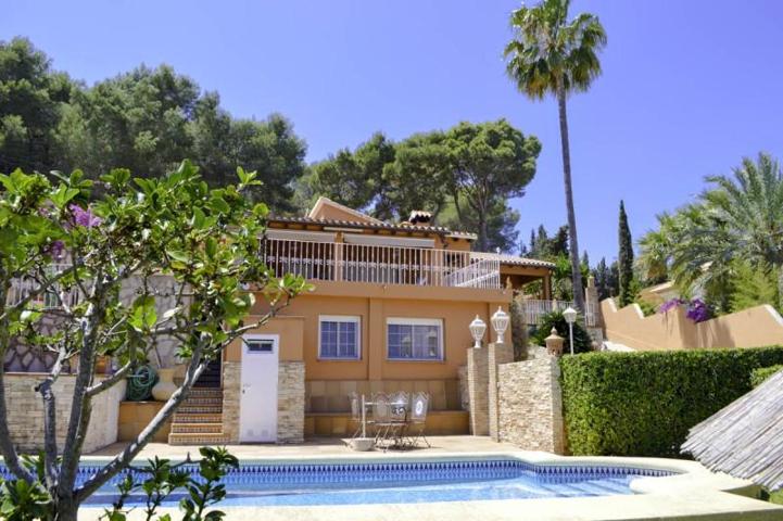 Chalet en venta en Denia, Las Rotas photo 0