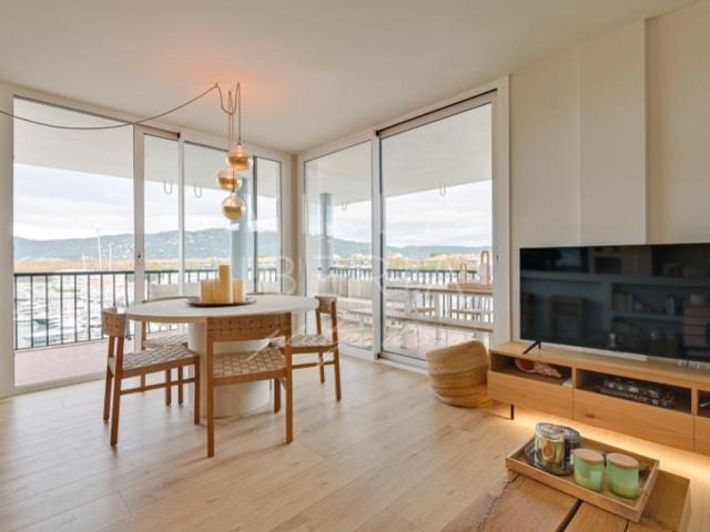 Apartamento en venta en Castell-Platja d'Aro photo 0