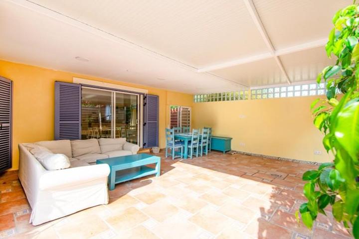 Casa en venta en Calvia, Peguera photo 0