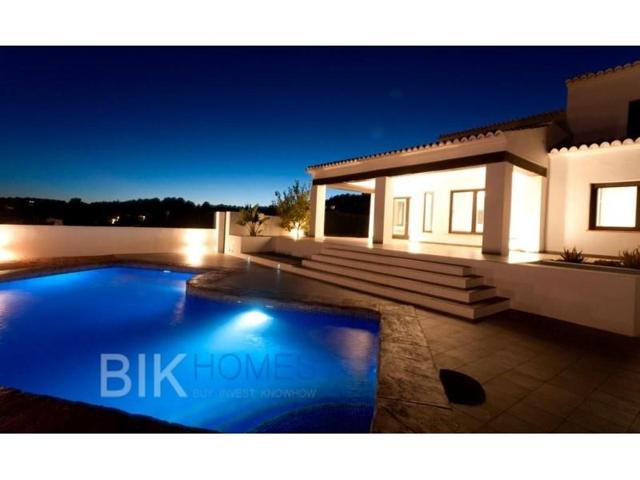 Chalet en venta en Moraira photo 0