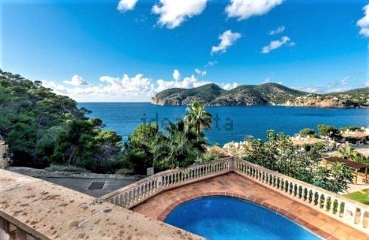 Chalet en venta en Andratx, Es Camp de Mar photo 0