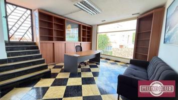 Local comercial en alquiler en San Bartolomé de Tirajana, San Fernando photo 0