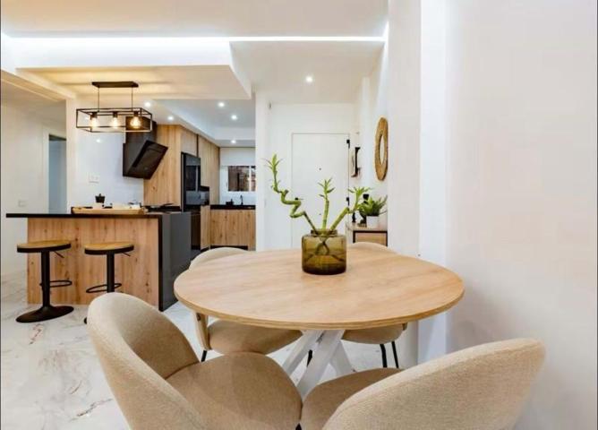 Piso en alquiler en Marbella, Marbella photo 0