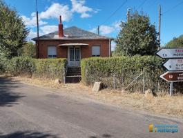 Casa en venta en Magaz de Cepeda, Ferreras de Cepeda photo 0