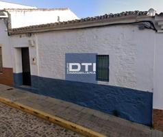Casa en venta en Puebla de Guzmán photo 0