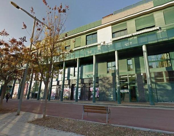 Local comercial en venta en Terrassa, Zona Esportiva photo 0