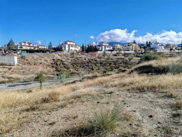 Terreno en venta en Zubia, P-12 photo 0