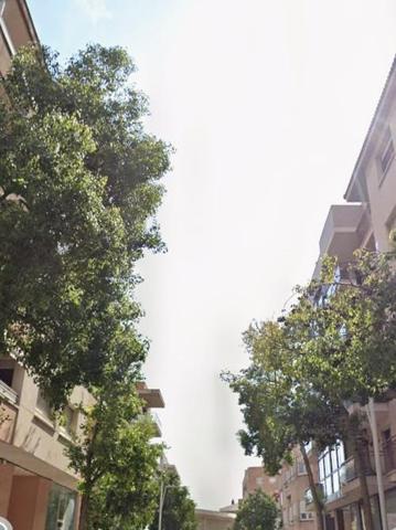 Local comercial en venta en El Vendrell, Centro photo 0