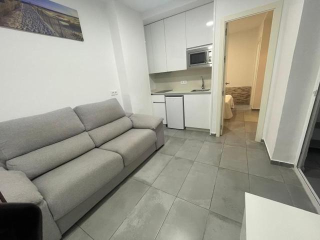 Apartamento en venta en Cádiz, Centro photo 0