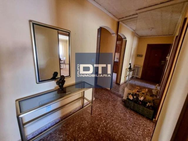 Piso en venta en Albacete photo 0